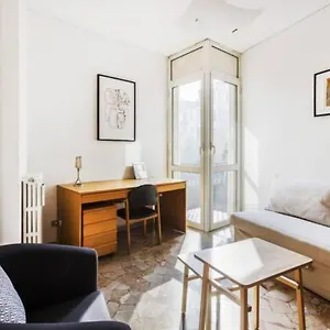 Porta Romana Comfortable Flat Con Balcone Appartamento Milano